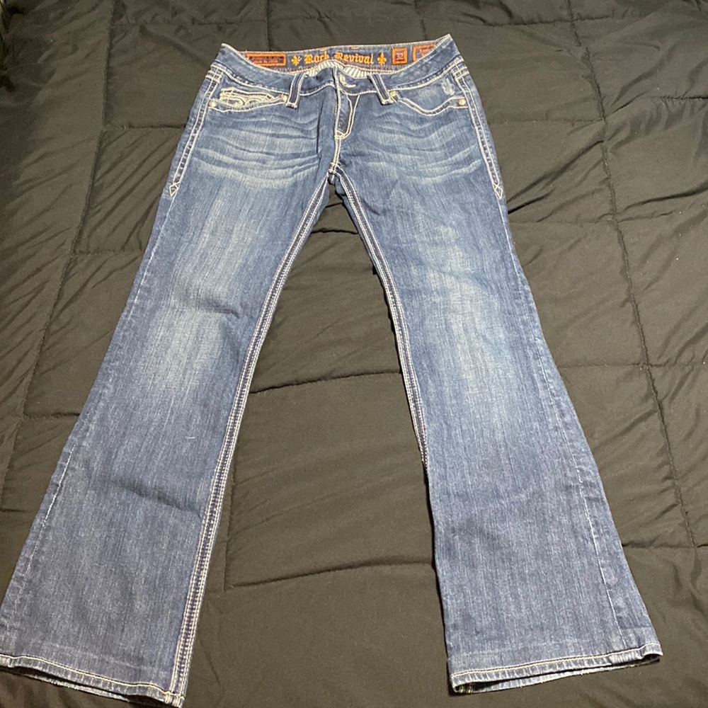 Gently worn Women’s Rock Revival “Annie” bootcut Jeans